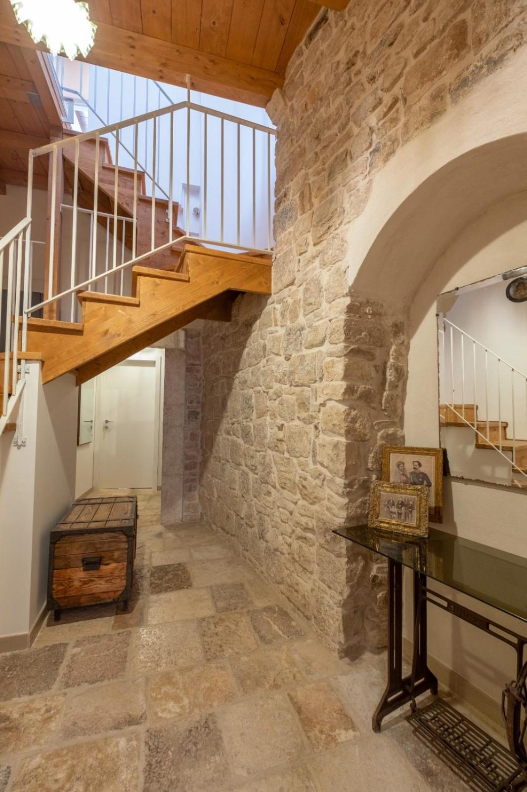 Palazzo Rizzi Dimora Dei Templari Hotel Bitetto Eksteriør billede