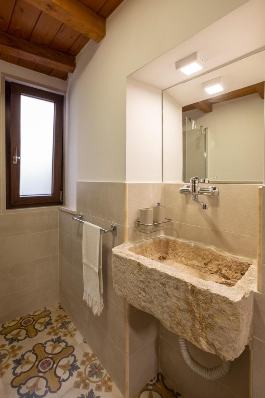 Palazzo Rizzi Dimora Dei Templari Hotel Bitetto Eksteriør billede