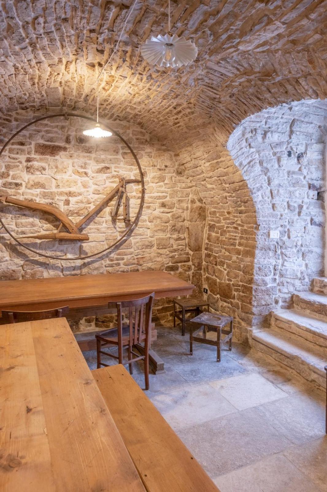 Palazzo Rizzi Dimora Dei Templari Hotel Bitetto Eksteriør billede
